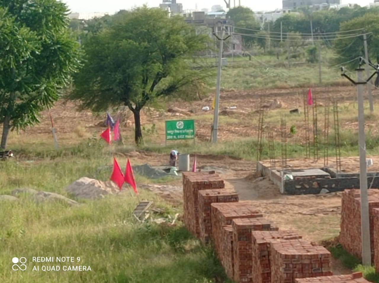  UIT Approved   Plot available in sikar 